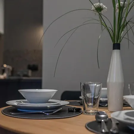 Апартаменты Blazac Furnished Flat