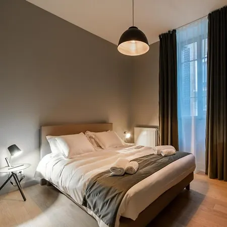 Blazac Furnished Flat Apartment